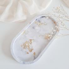 Load image into Gallery viewer, MARBLEISED CONCRETE & Gold Leaf Tray