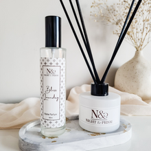 Load image into Gallery viewer, MARBLEISED CONCRETE & Gold Leaf Tray