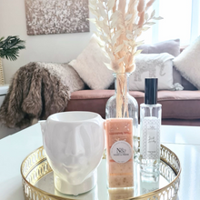 Load image into Gallery viewer, OTIS White Ceramic Wax Warmer & FREE Gift