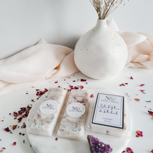 Load image into Gallery viewer, BLACK PLUM & RHUBARB | Preserved Wildflower & Amethyst Crystal Infused Wax Melts