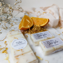 Load image into Gallery viewer, MARSHMALLOW & SWEET CLEMENTINE | Preserved Calendula Infused Wax Melts