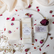 Load image into Gallery viewer, PINK PEPPER & ROSE | Preserved Pink Rosebuds & Crushed Rose Petals Infused Wax Melts
