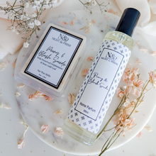 Load image into Gallery viewer, PEONY & BLUSH SUEDE | Home Parfum