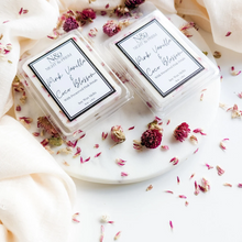 Load image into Gallery viewer, PINK VANILLA &amp; COCO BLOSSOM | Preserved Hydrangea &amp; Pink Petals Infused Wax Melts
